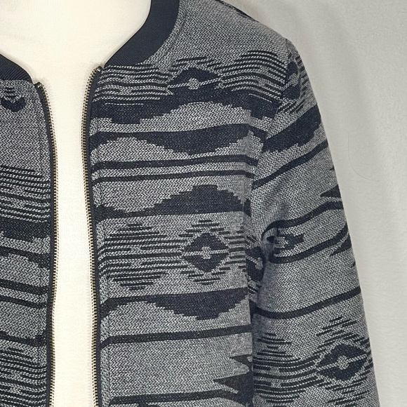 Bentee charcoal and black Aztec tribal pattern bomber jacket new pockets large - Picture 2 of 9